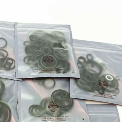ZAX200 การควบคุมระดับ ไฮดรอลิก ซิลินเดอร์ Oil Seal Kit การฉีดตรง