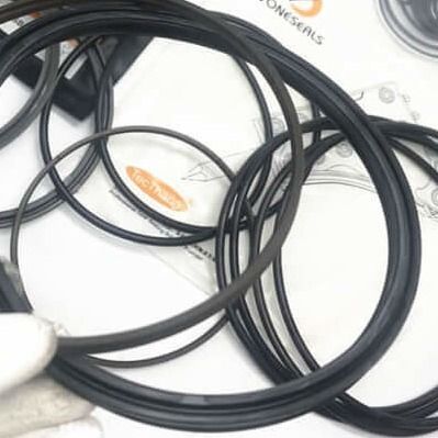 SB81 ไฮดรอลิก Breakers Seal Kit Hammer Seal Kit ความทนต่ออุณหภูมิสูง